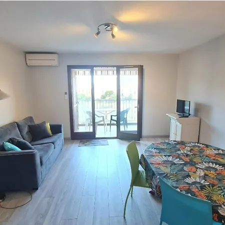 Apartment Bright T2 In The Heart Of *