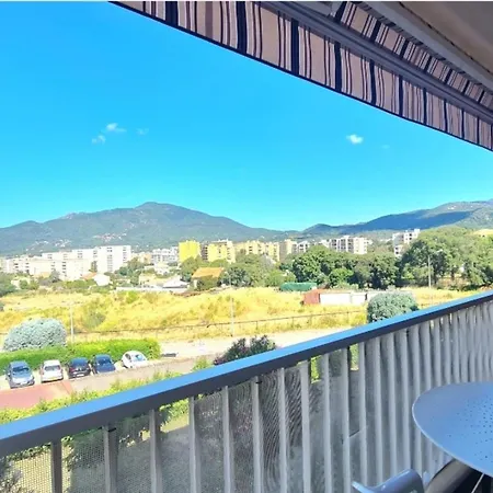 Apartment Bright T2 In The Heart Of